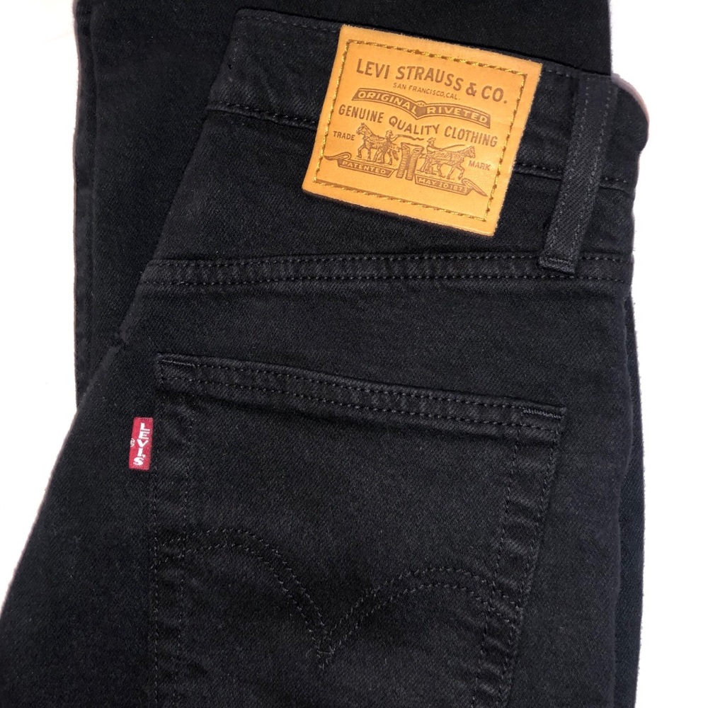 Levi rib cage straight jeans